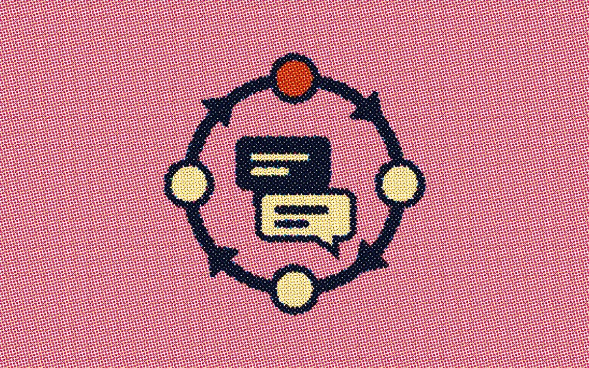 Halftone illustration of a coaching cycle with four stages and clockwise arrows around a two-way chat conversation
